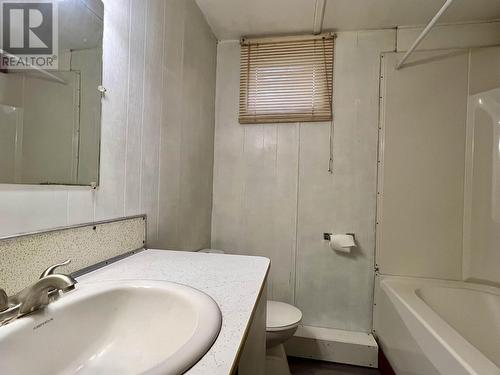 808 Scott Road, 100 Mile House, BC - Indoor Photo Showing Bathroom