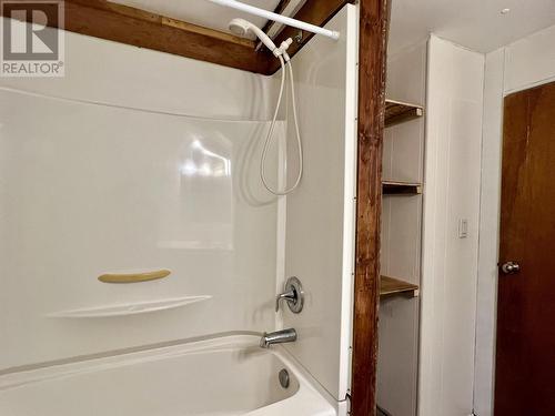 808 Scott Road, 100 Mile House, BC - Indoor Photo Showing Bathroom