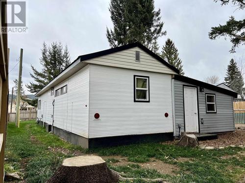 808 Scott Road, 100 Mile House, BC - Outdoor With Exterior