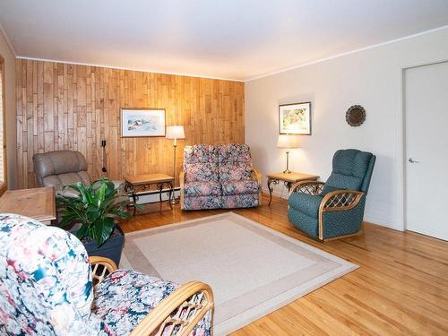 Living room - 613 Rue Gagnon, Saint-Pascal, QC - Indoor Photo Showing Living Room