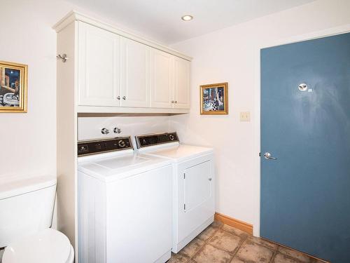 Bathroom - 613 Rue Gagnon, Saint-Pascal, QC - Indoor Photo Showing Laundry Room