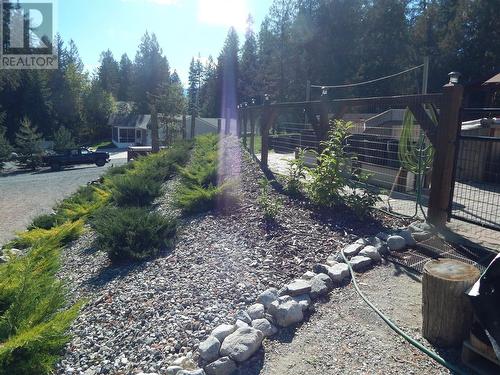 1627 Hood Road Road, Creston, BC - Outdoor