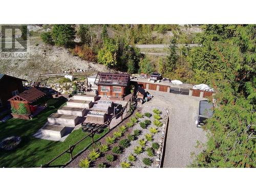 1627 Hood Road Road, Creston, BC - Outdoor