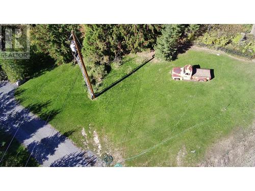 1627 Hood Road Road, Creston, BC - Outdoor