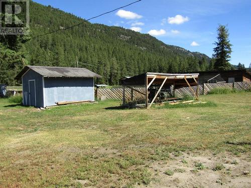 3260 Christian Valley Road, Westbridge, BC - Outdoor