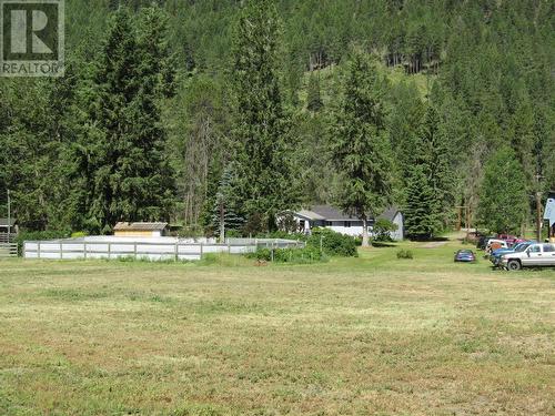 3260 Christian Valley Road, Westbridge, BC - Outdoor