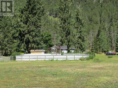 3260 Christian Valley Road, Westbridge, BC - Outdoor