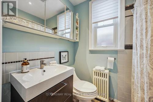 1267 Kingston Road, Toronto, ON - Indoor Photo Showing Bathroom