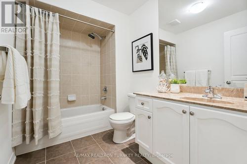 334 William Dunn Crescent, Newmarket, ON - Indoor Photo Showing Bathroom