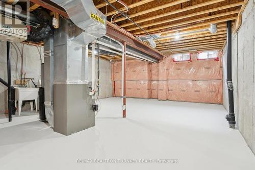 334 William Dunn Crescent, Newmarket, ON - Indoor Photo Showing Basement