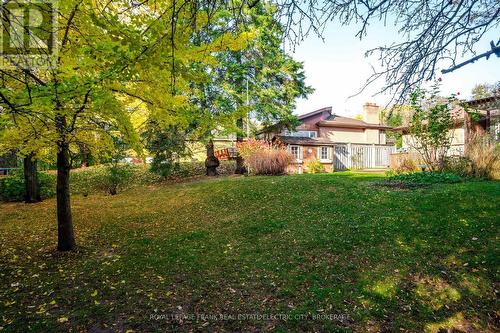 8 Ferndale Avenue, Peterborough (Monaghan), ON - Outdoor