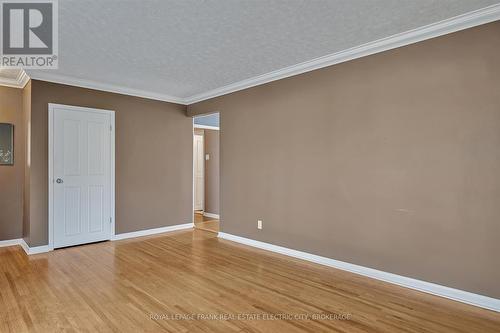 8 Ferndale Avenue, Peterborough (Monaghan), ON - Indoor Photo Showing Other Room