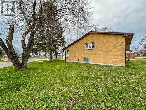 240 Devonshire Avenue, Iroquois Falls, ON - Outdoor