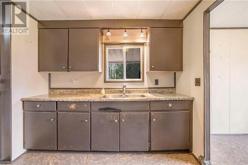 1051 Westshore Drive, Perth, ON - Indoor Photo Showing Kitchen With Double Sink