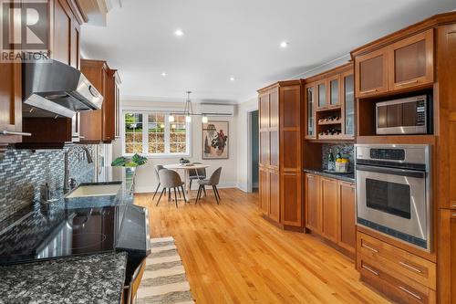 16 St. Andrews Place, St. John'S, NL - Indoor Photo Showing Kitchen With Stainless Steel Kitchen With Upgraded Kitchen