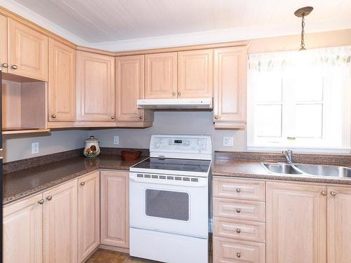 Kitchen - 119 Av. Morel, Kamouraska, QC - Indoor Photo Showing Kitchen With Double Sink