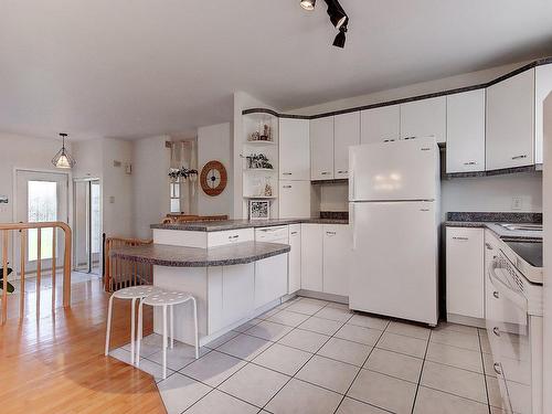 Cuisine - 306 Rue Fontaine, Saint-Jean-Sur-Richelieu, QC - Indoor Photo Showing Kitchen