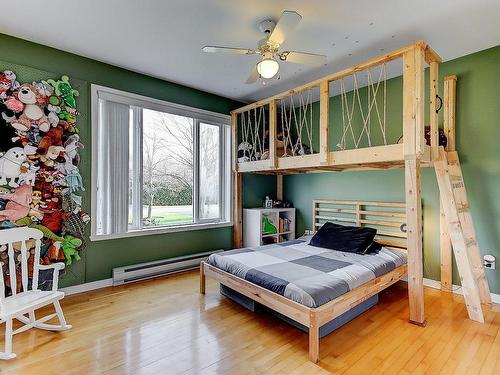 Chambre Ã  coucher principale - 306 Rue Fontaine, Saint-Jean-Sur-Richelieu, QC - Indoor Photo Showing Bedroom