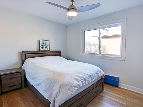 Master bedroom - 11965 Rue Filion, Montréal (Ahuntsic-Cartierville), QC - Indoor Photo Showing Bedroom