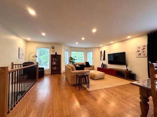 Vue d'ensemble - 2172 Rue Honoré-Beaugrand, Montréal (Mercier/Hochelaga-Maisonneuve), QC - Indoor Photo Showing Living Room