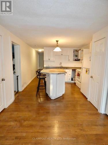 7 Rabbit Road, Timmins (101 West), ON - Indoor Photo Showing Kitchen