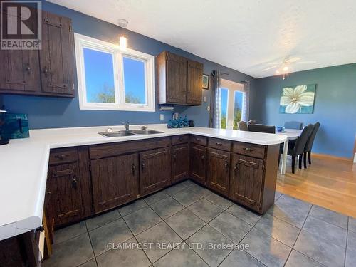 9525 Highway 11, Iroquois Falls, ON - Indoor Photo Showing Kitchen With Double Sink