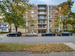 605 990 Mclean Street  Halifax, NS B3H 2V1