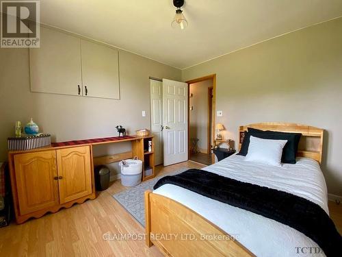 2342 Monteith Road, Iroquois Falls, ON - Indoor Photo Showing Bedroom