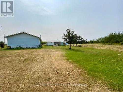 2342 Monteith Road, Iroquois Falls, ON - Outdoor