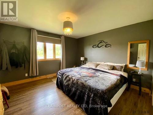 2342 Monteith Road, Iroquois Falls, ON - Indoor Photo Showing Bedroom