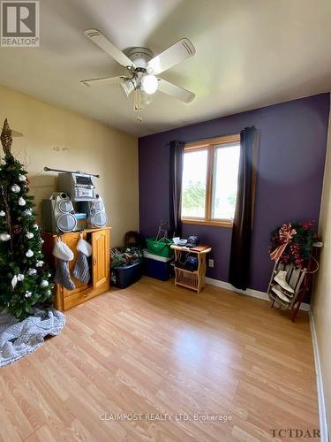 2342 Monteith Road, Iroquois Falls, ON - Indoor