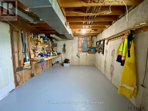 2342 Monteith Road, Iroquois Falls, ON - Indoor Photo Showing Bathroom