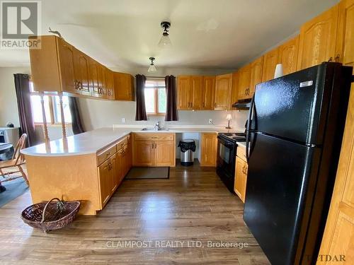 2342 Monteith Road, Iroquois Falls, ON - Indoor Photo Showing Kitchen