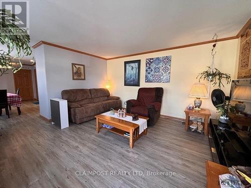 172 Remi Crescent, Timmins (Trailer Parks), ON - Indoor Photo Showing Living Room