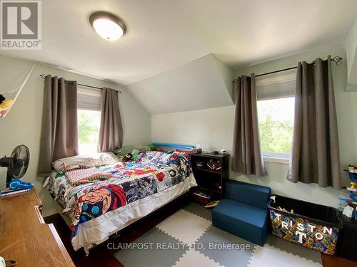 149 Essex Avenue, Iroquois Falls, ON - Indoor Photo Showing Bedroom