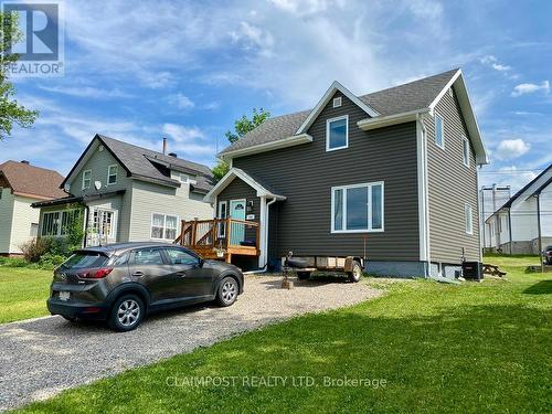 149 Essex Avenue, Iroquois Falls, ON - Outdoor