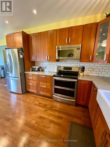 149 Essex Avenue, Iroquois Falls, ON - Indoor Photo Showing Kitchen