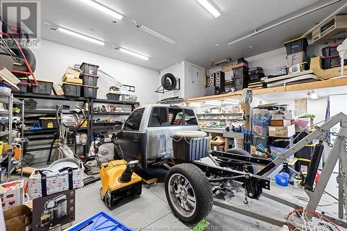 3181 Harmony Drive, Windsor, ON - Indoor Photo Showing Garage