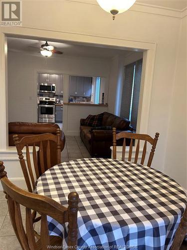 1079 Hall Avenue, Windsor, ON - Indoor Photo Showing Dining Room