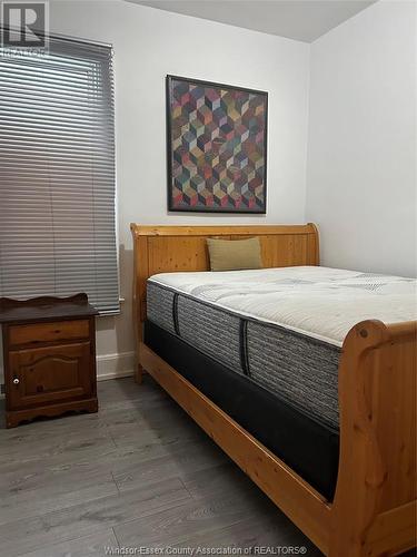 1079 Hall Avenue, Windsor, ON - Indoor Photo Showing Bedroom