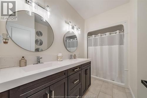 91 Boblo Island Boulevard, Amherstburg, ON - Indoor Photo Showing Bathroom