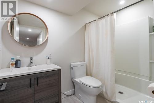 326 Mcfaull Crescent, Saskatoon, SK - Indoor Photo Showing Bathroom