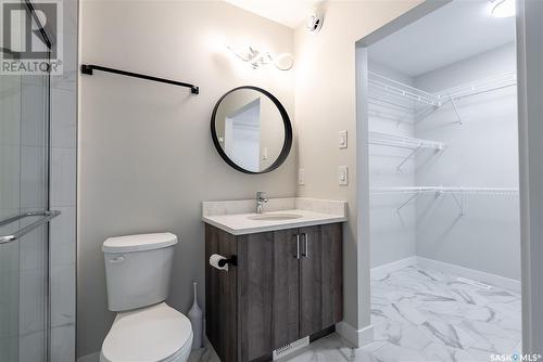 326 Mcfaull Crescent, Saskatoon, SK - Indoor Photo Showing Bathroom