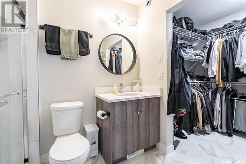 326 Mcfaull Crescent, Saskatoon, SK - Indoor Photo Showing Bathroom