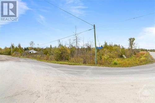 Corner view of the lot - 1754 Kilmaurs Side Road, Ottawa, ON 