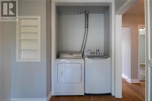 112 Vancouver Drive, Guelph, ON - Indoor Photo Showing Laundry Room