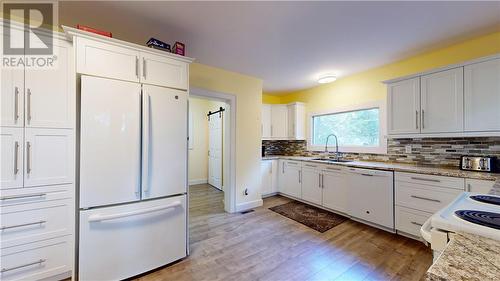 4 Main, Gore Bay, ON - Indoor Photo Showing Kitchen