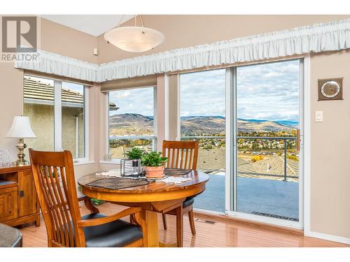 124 Sarsons Road Unit# 85, Vernon, BC - Indoor Photo Showing Dining Room