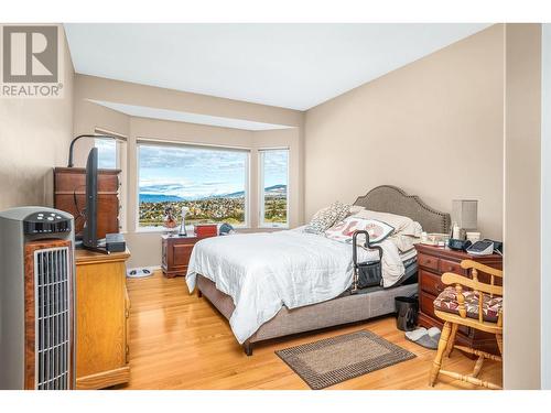 124 Sarsons Road Unit# 85, Vernon, BC - Indoor Photo Showing Bedroom