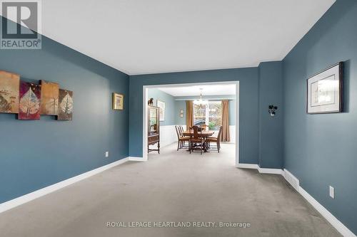 15 Chalfont Road, London, ON - Indoor Photo Showing Other Room